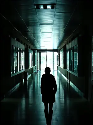 阿姨们在跳广场舞